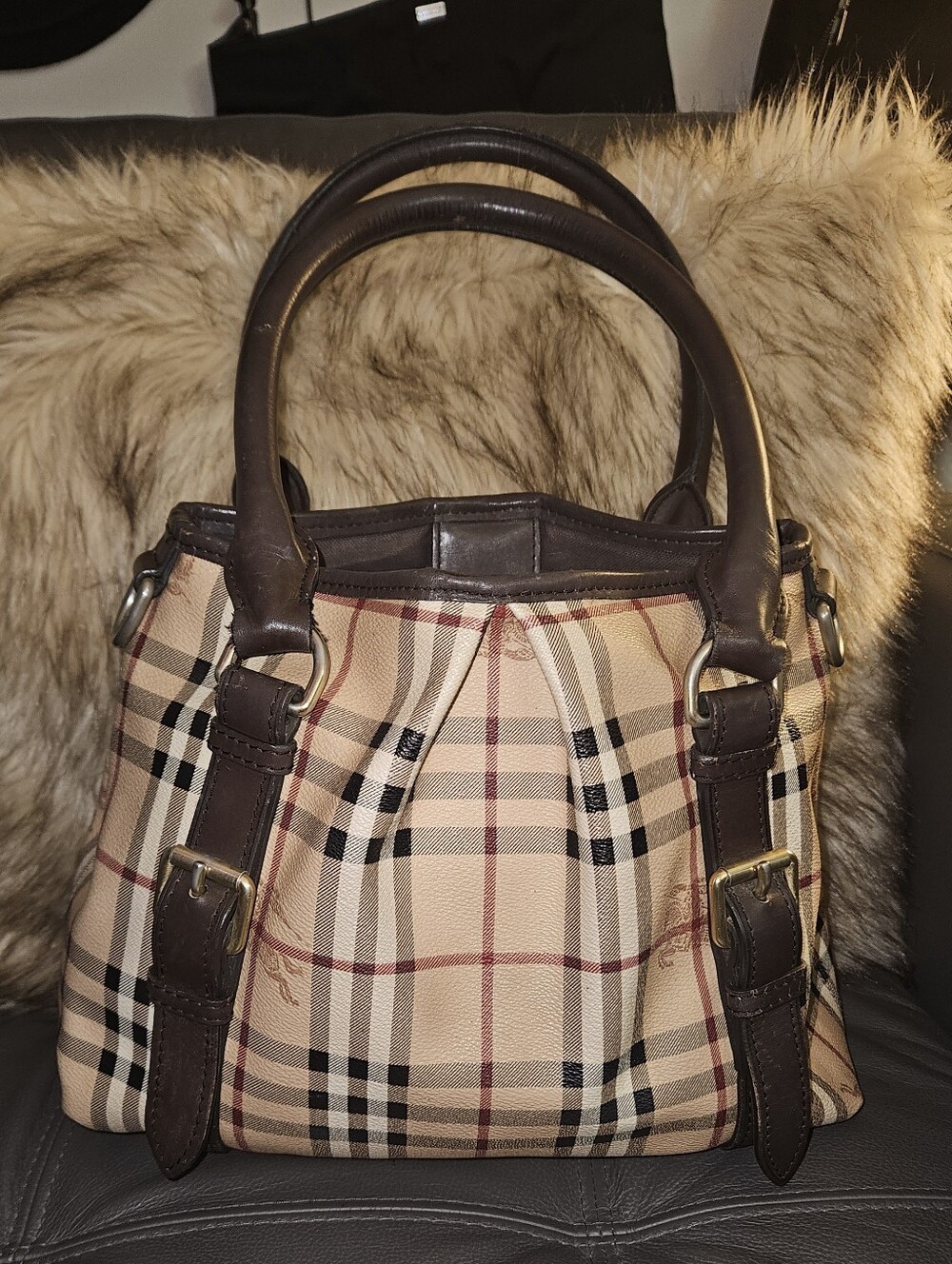 Burberry Classic Tote
